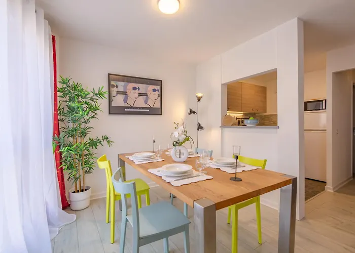 Le Christina By Interhome *