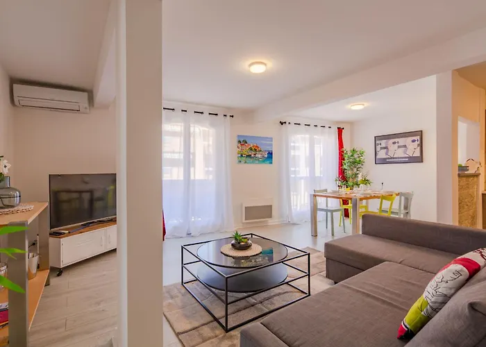 Apartment Le Christina By Interhome *