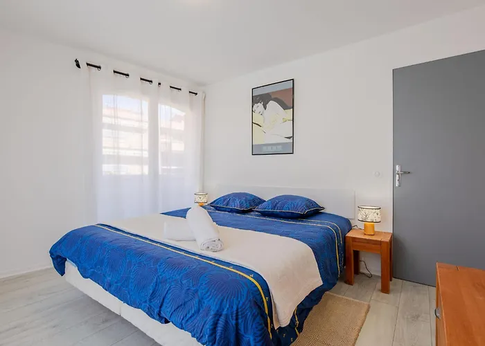 Apartment Le Christina By Interhome Sainte-Maxime